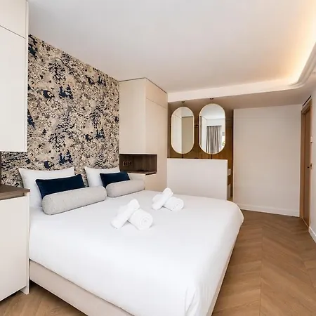 Renovated Luxury 3-bedroom Croisette * Cannes